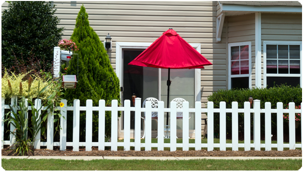 Vinyl fencing